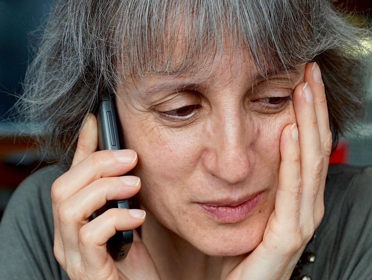 Uwaga, oszuści w Pruszkowie! Podszywają się pod urząd i chcą sprzedawać tostery