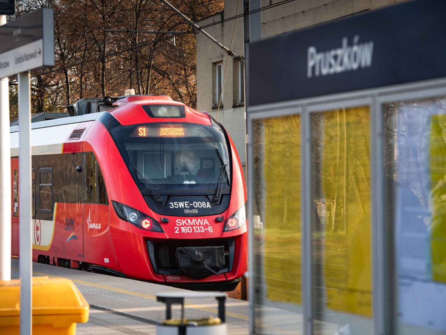 Weekendowe zmiany w kursowaniu linii S1. Uwaga na utrudnienia