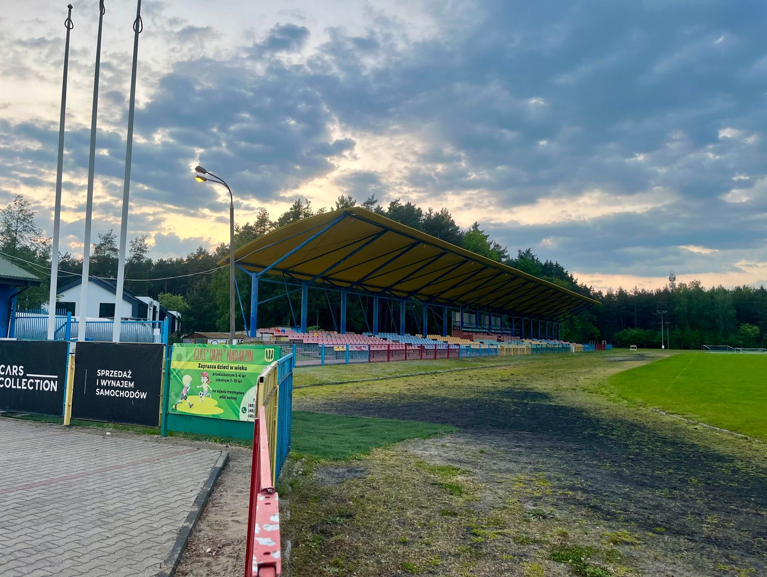 Wielka inwestycja w Nadarzynie! Stadion GOS przejdzie metamorfozę