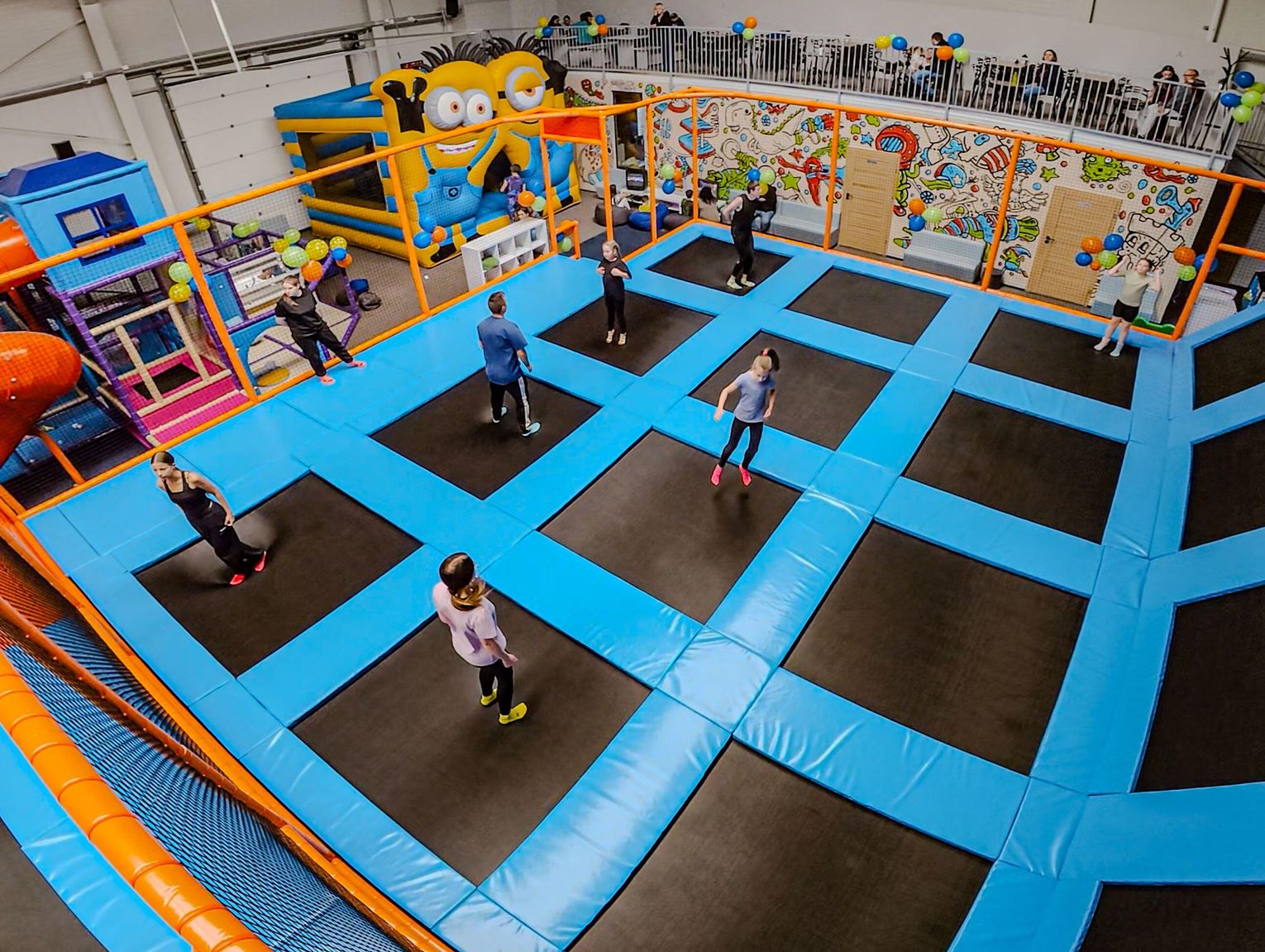 Wielki skok w Kozerkach. Park trampolin Jumpy już otwarty!