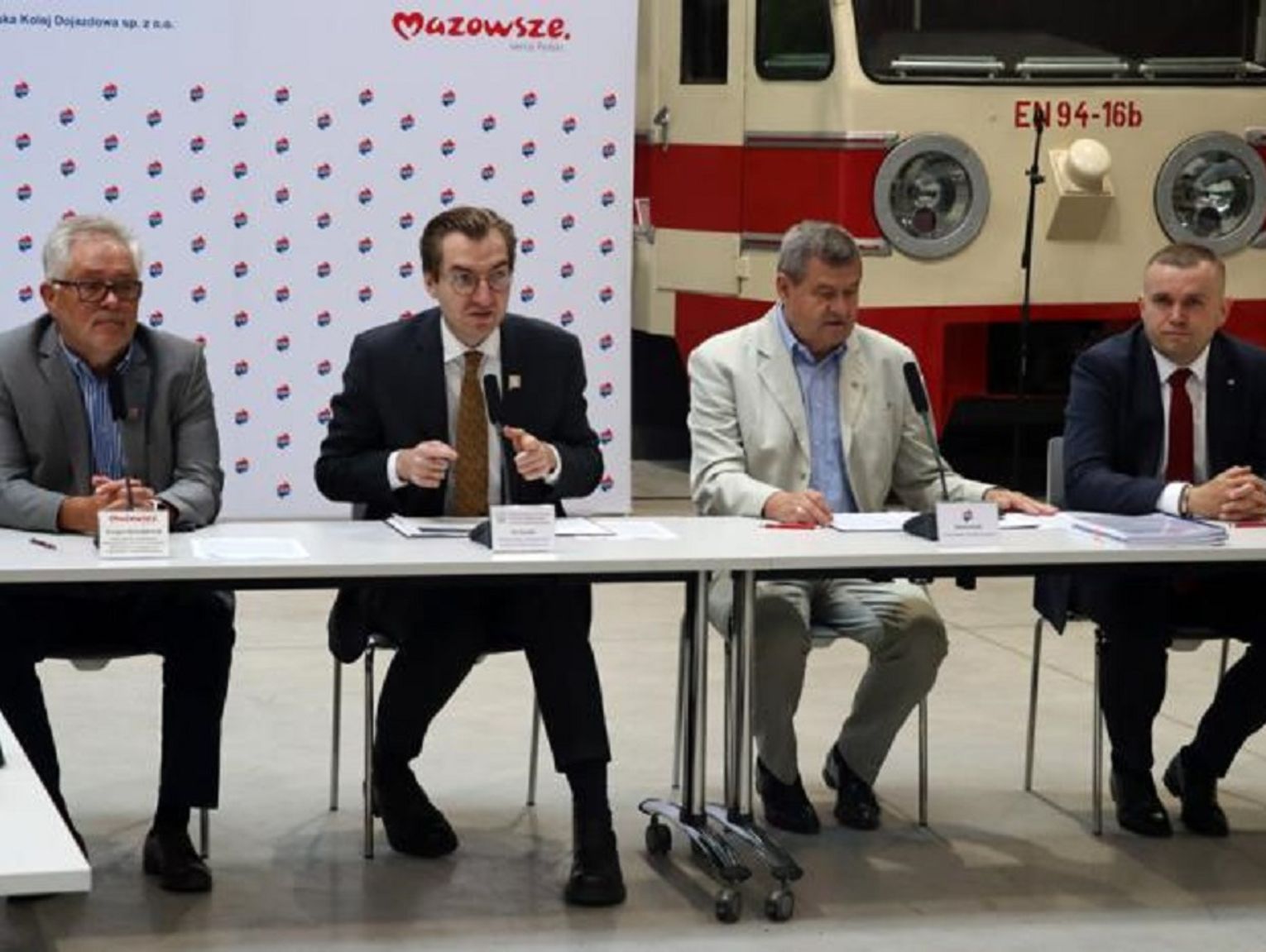 WKD inwestuje w bezpieczeństwo – rusza przebudowa systemu sterowania ruchem kolejowym