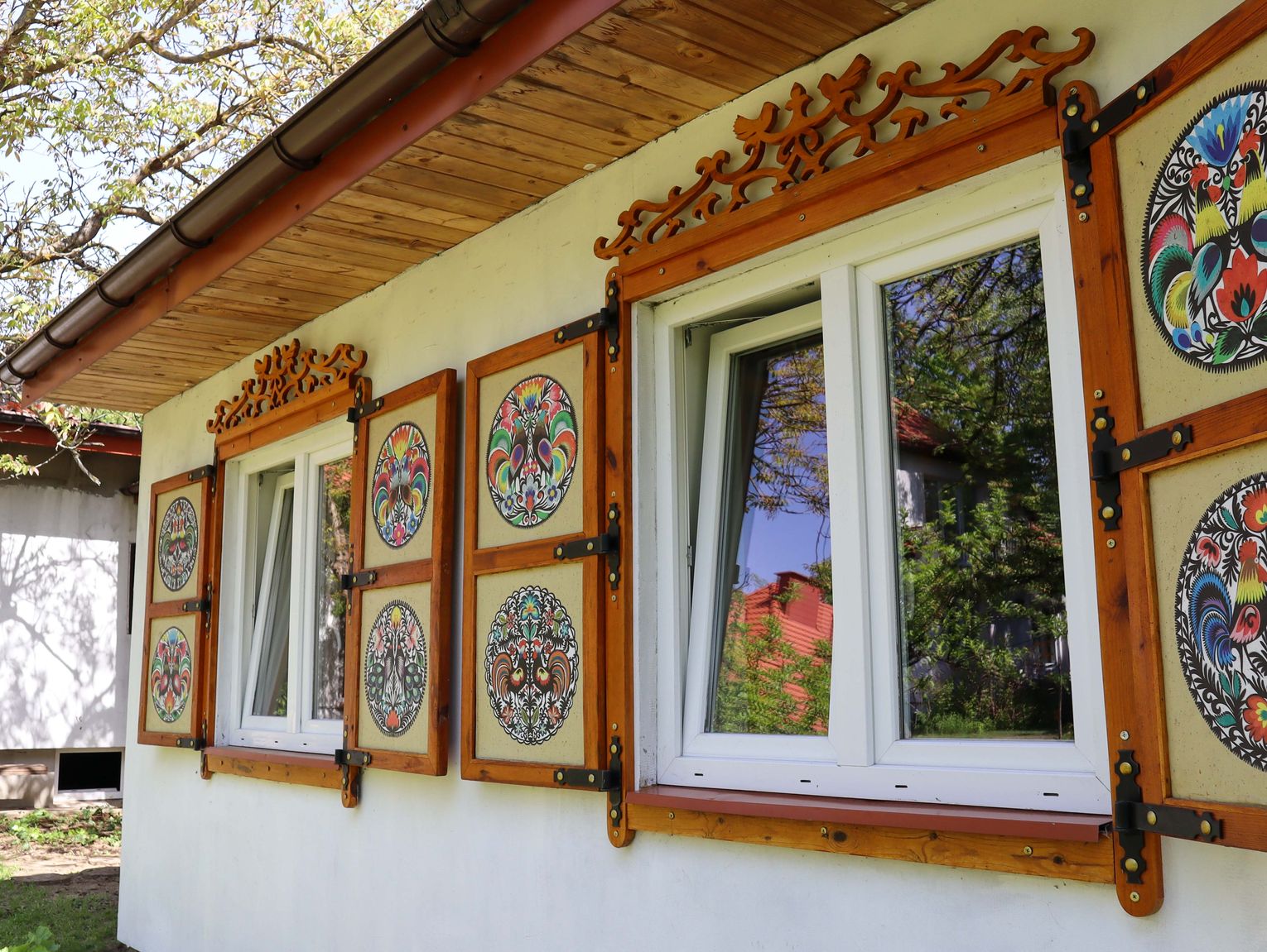 Z papieru i pasji. Wycinanki ludowe w Otrębusach