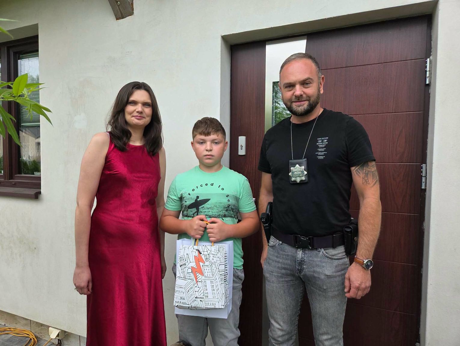 Znalazł portfel z pieniędzmi i oddał go właścicielowi. Uczeń z Józefiny wyróżniony za swoją postawę