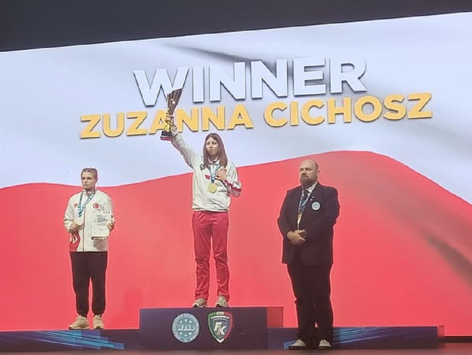 Zuzanna Cichosz – złoto dla Pruszkowa na Mistrzostwach Europy w Kickboxingu!