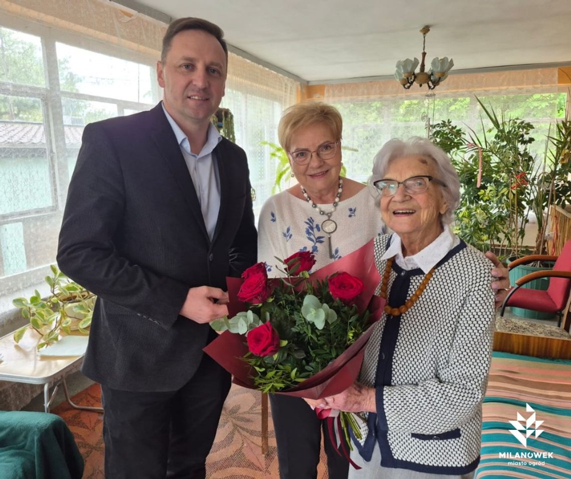 100 lat Pani Zofii Sznajzycht: Wyjątkowy jubileusz i wizyta burmistrza w Milanówku