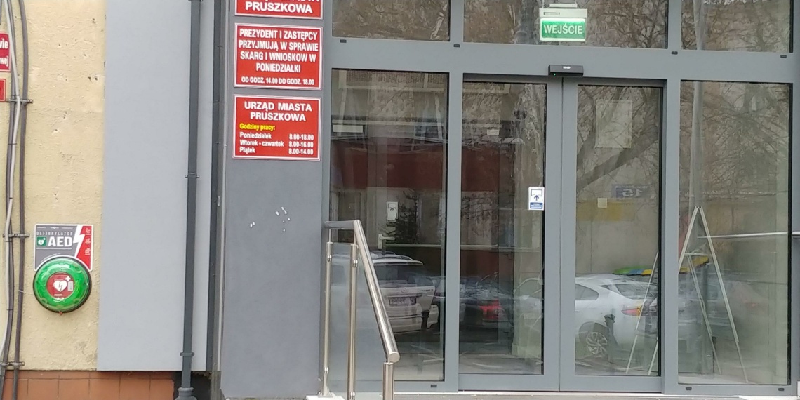 14 sierpnia urząd nieczynny