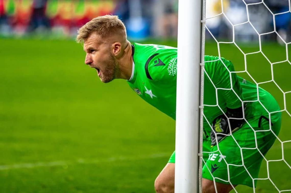 41-letni były bramkarz FC Porto zagra w Pogoni?