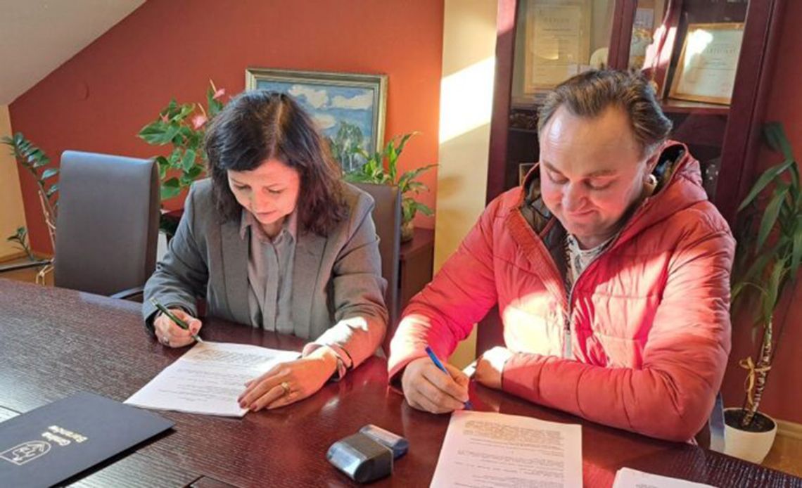 Baranów inwestuje w retencję wody: podpisano umowę na ważną inwestycję Baranów inwestuje w retencję wody: podpisano umowę na ważną inwestycję