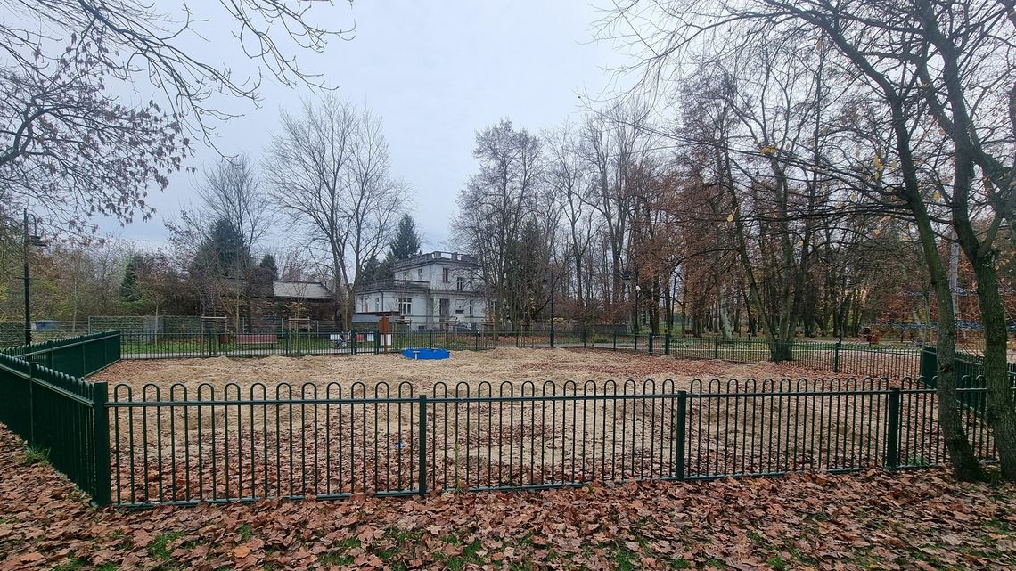 Czekając na nowy plac zabaw w Parku Miejskim