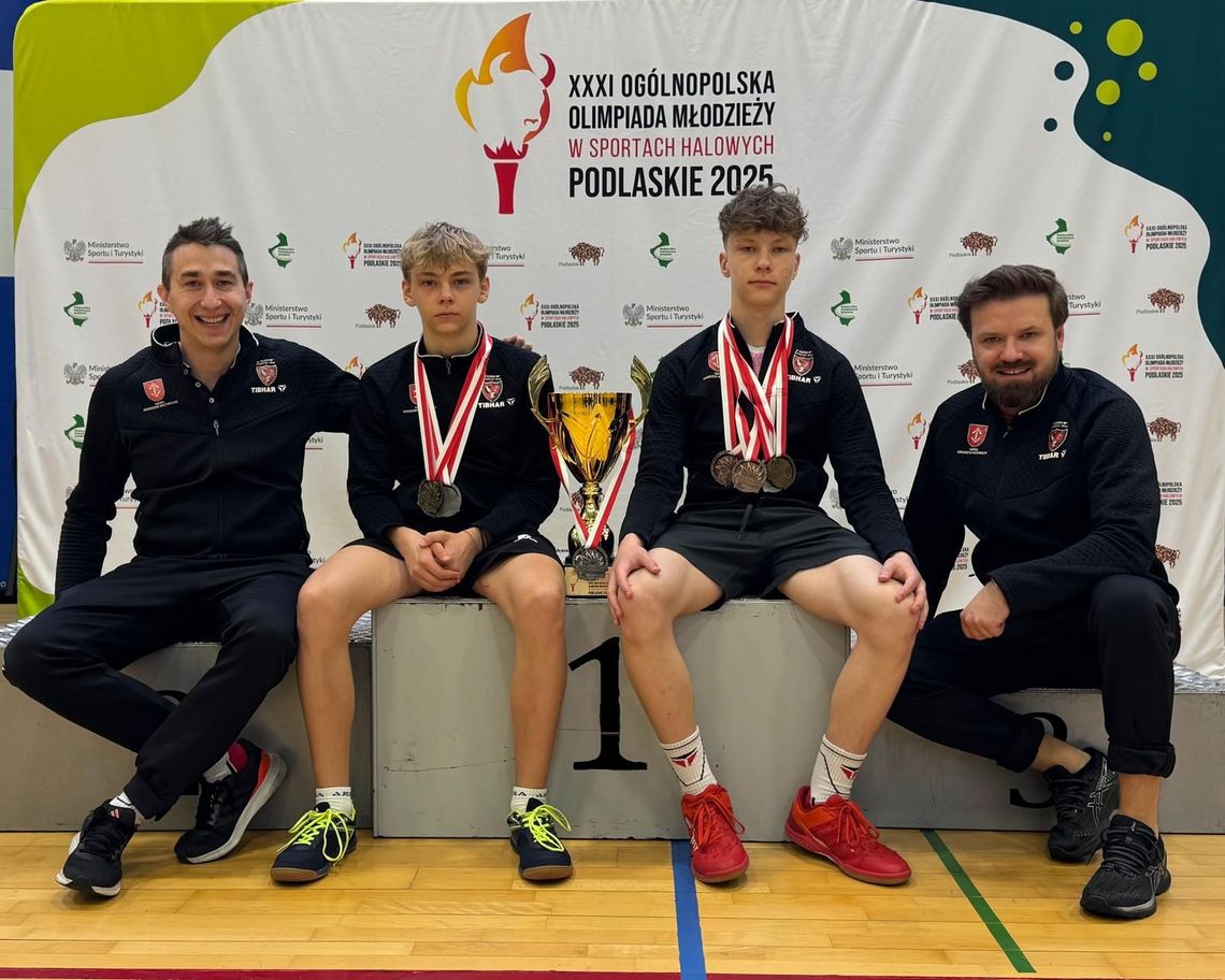 Deszcz medali kadetów Bogorii! Młodzi tenisiści podbili Ogólnopolską Olimpiadę Młodzieży