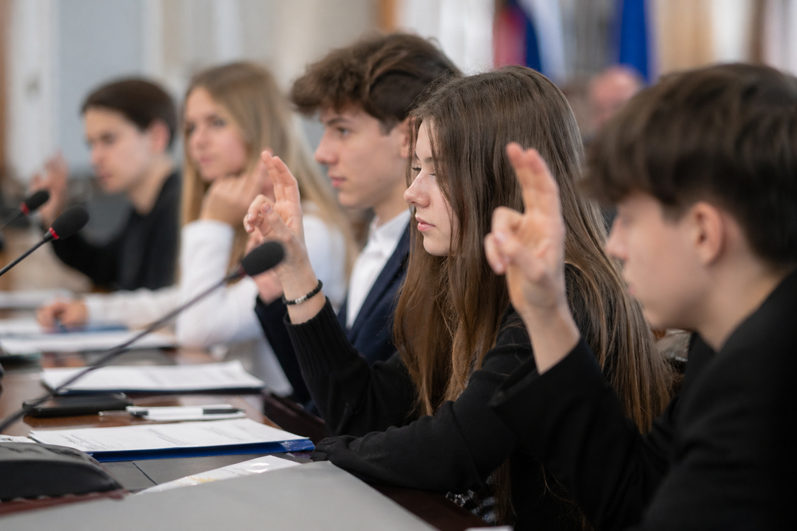 Dodatkowe fundusze na program Mazowsze dla młodzieży. Pruszków i Żabia Wola z dotacjami