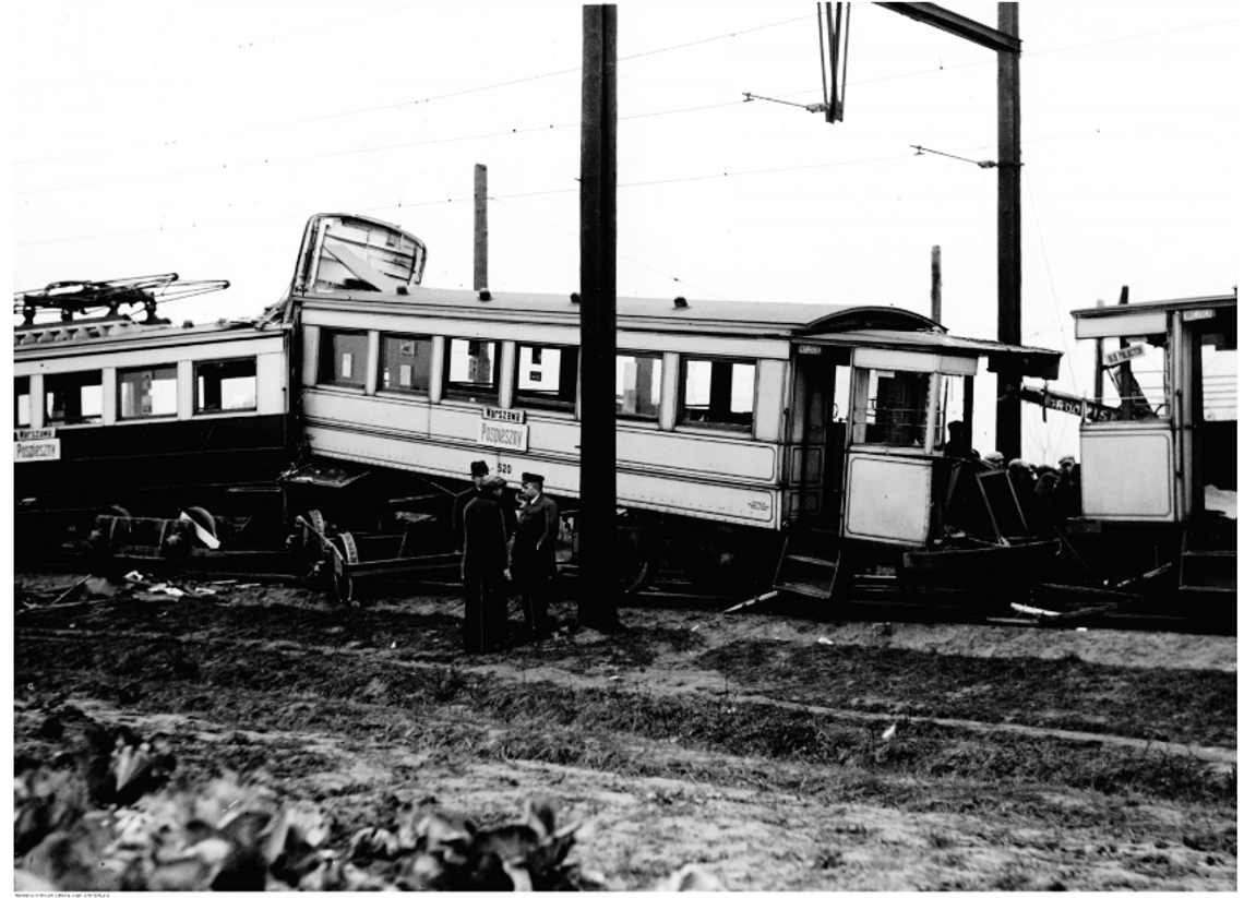 Historia katastrofy dwóch pociągów kolejki elektrycznej, z których jeden wyruszył z Grodziska, a drugi z Milanówka.