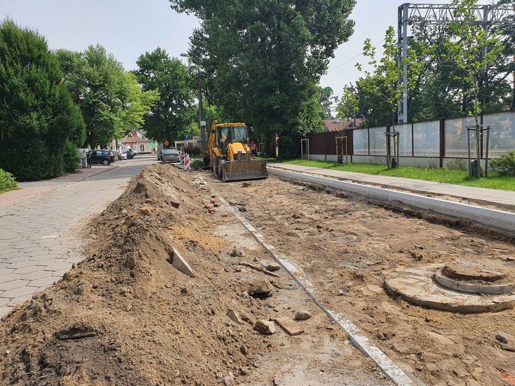 Kontynuują remont ul. Krakowskiej w Milanówku