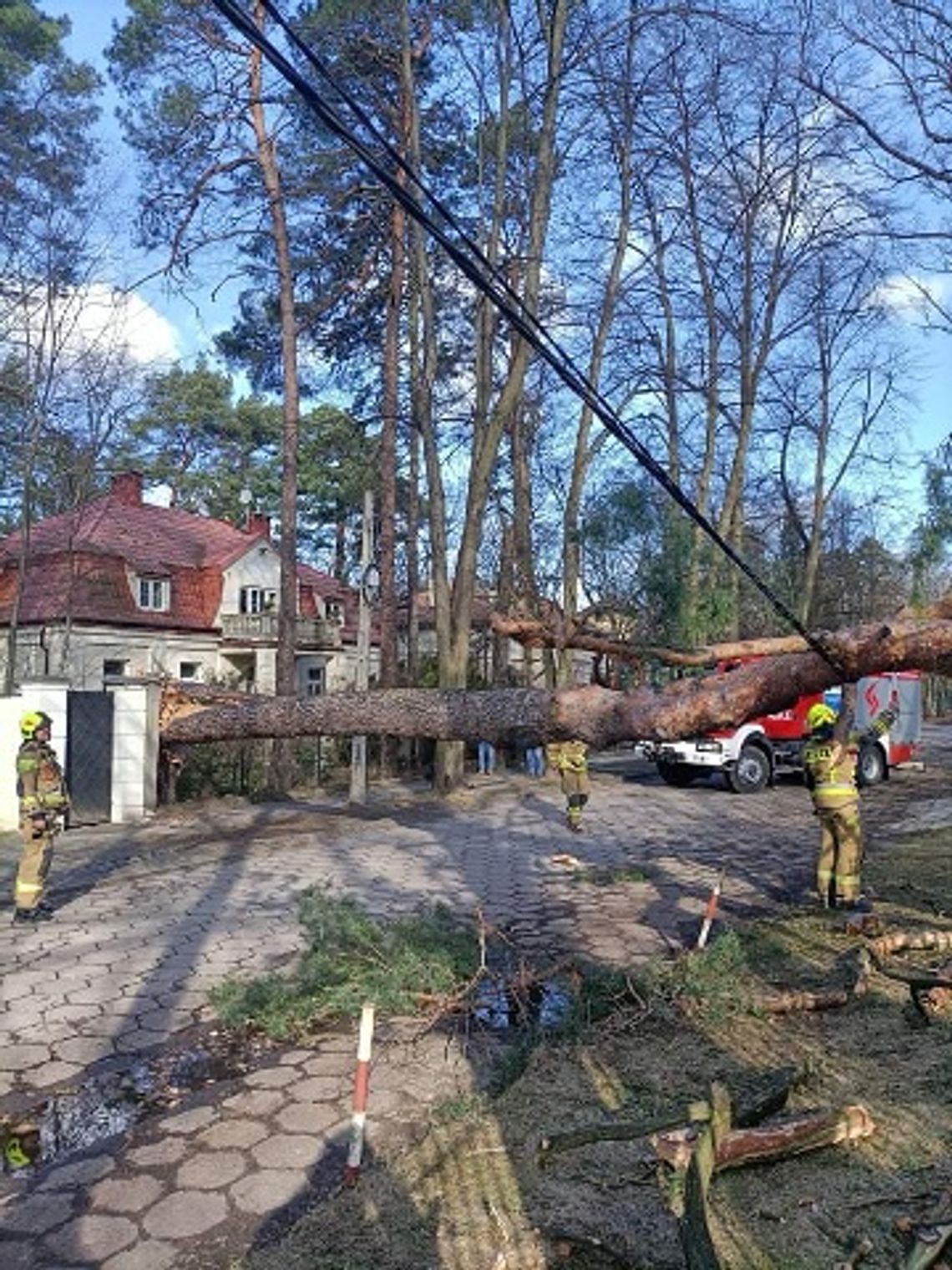 Mieszkańcy powiatu pruszkowskiego narzekają na brak prądu