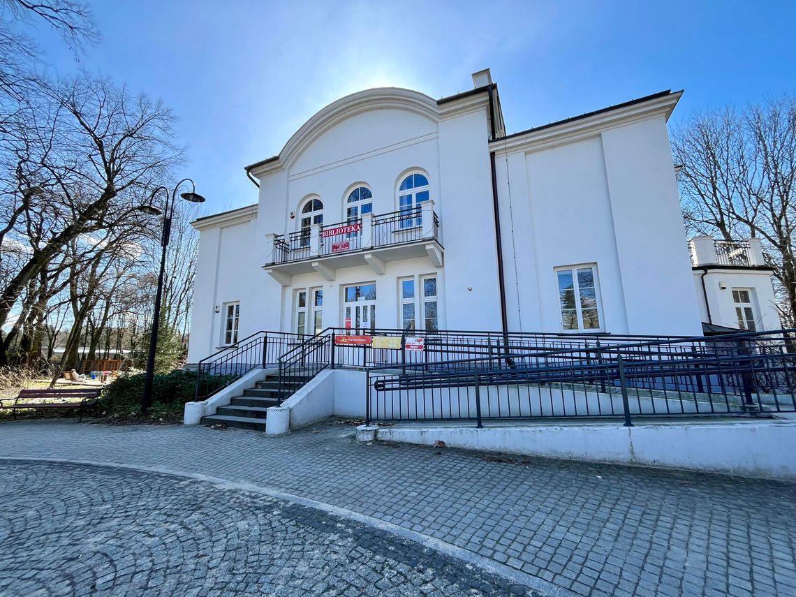 Najlepsza poczta w okolicy znika z mapy. Mieszkańcy Otrębus nie kryją emocji