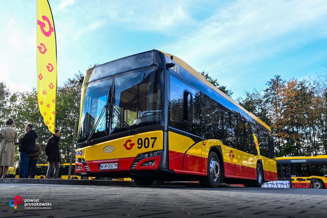 Nowe autobusy na drogach powiatów pruszkowskiego i grodziskiego