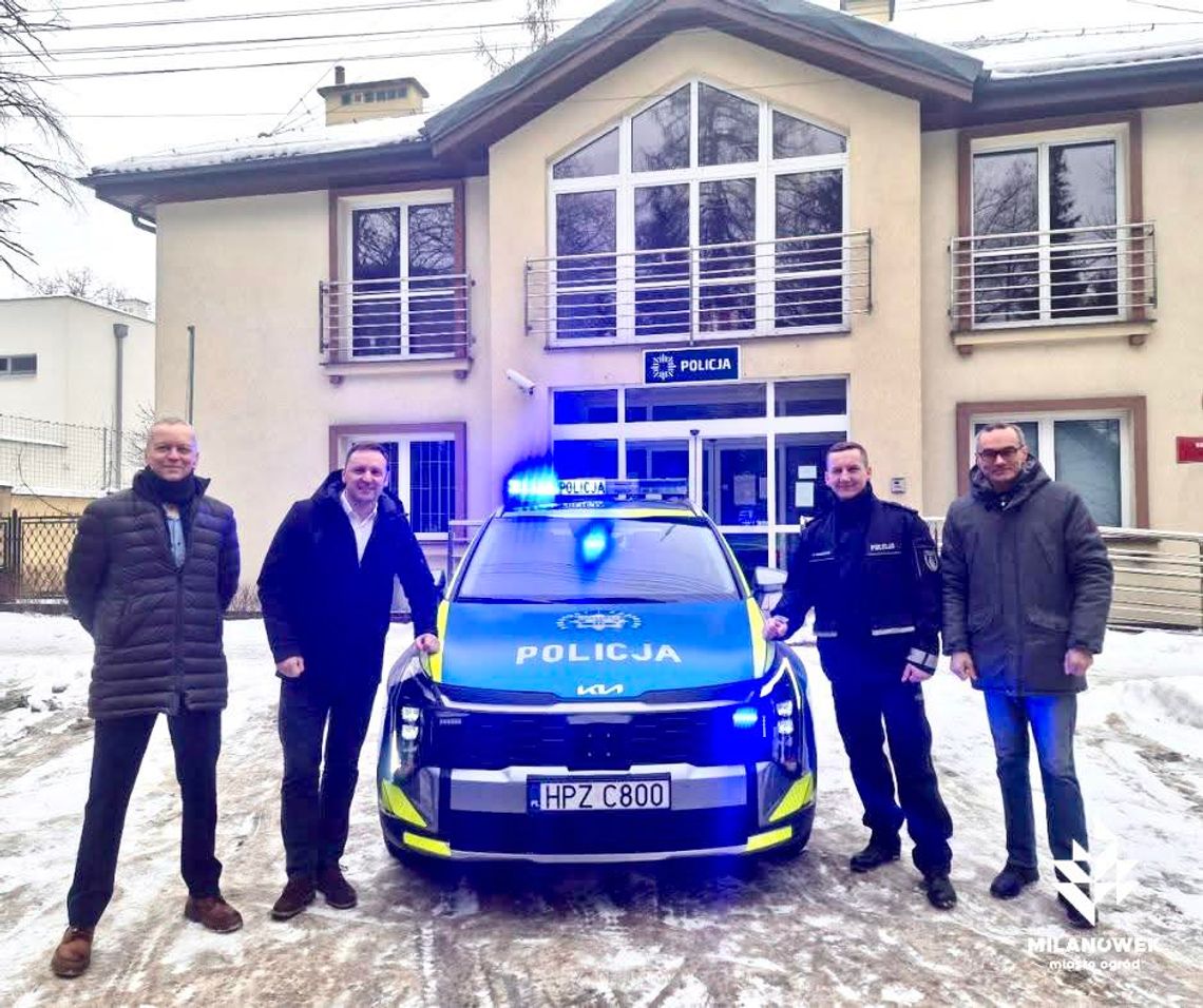 Nowy radiowóz dla policji w Milanówku