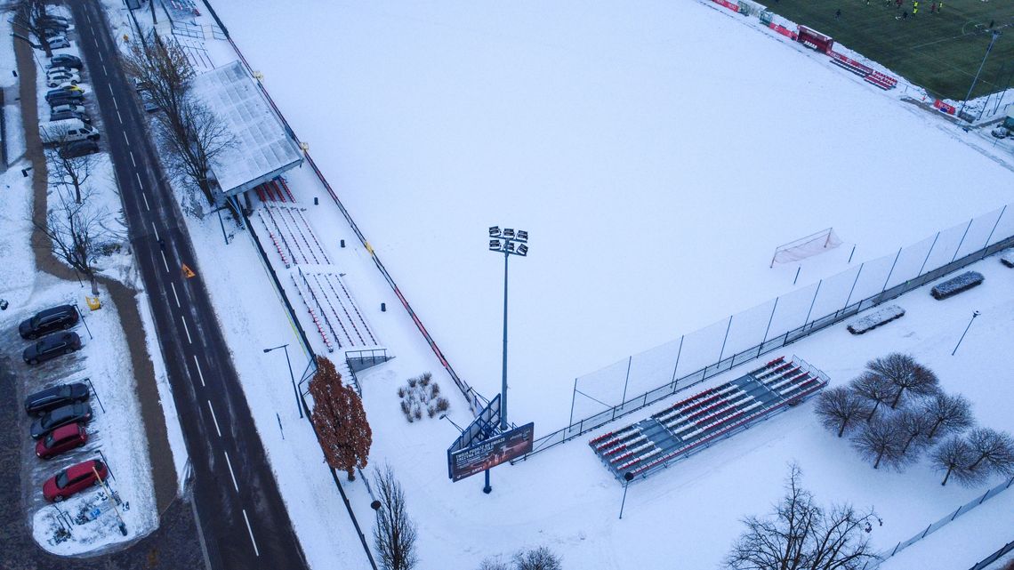 Nowy stadion Pogoni Grodzisk coraz bliżej. Oświetlenie kluczowym krokiem inwestycji