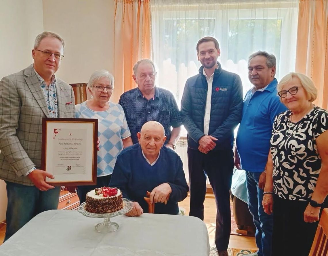 Pan Tadeusz Tondera świętował 100. urodziny Pan Tadeusz Tondera świętował 100. urodziny