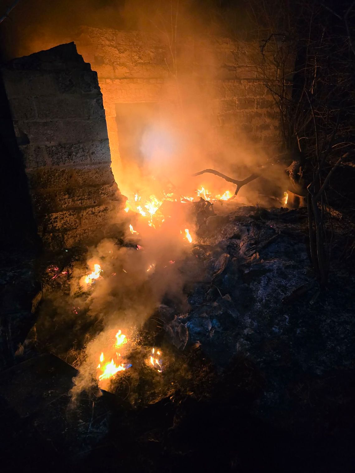 Plaga wypalania traw. Mandaty sięgają 30 tys. złotych