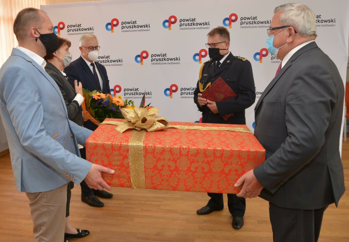 Podziękowanie dla komendanta Komendy Powiatowej PSP Dariusza Drzewieckiego