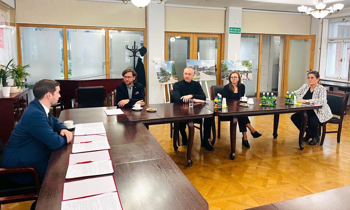 Podziemny parking ze schronem coraz bliżej. Jest umowa na projekt Podziemny parking ze schronem coraz bliżej. Jest umowa na projekt