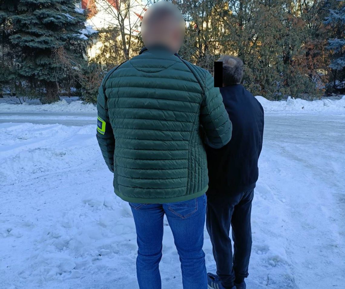 Ponad 400 gramów narkotyków w mieszkaniu 41-latka. Akcja grodziskich kryminalnych Ponad 400 gramów narkotyków w mieszkaniu 41-latka. Akcja grodziskich kryminalnych