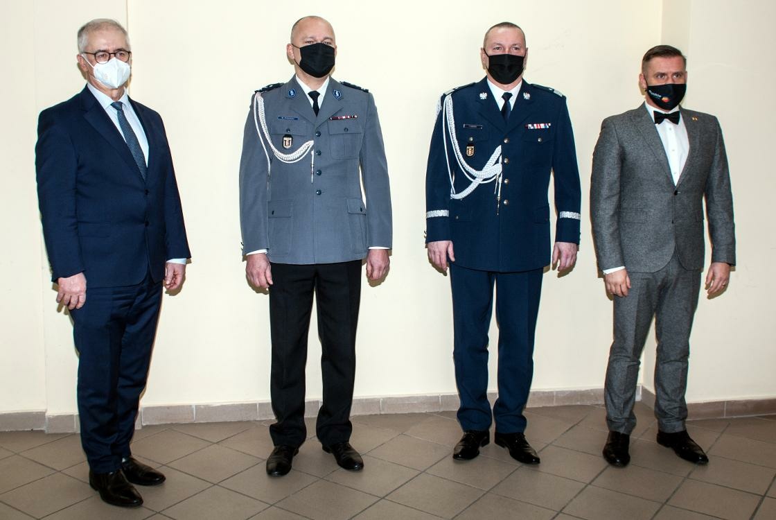 Pruszkowscy policjanci z nowym komendantem