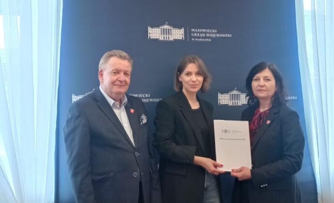 Przebudowa drogi w Żabach z rządowym wsparciem. Umowa na pierwszy etap podpisana!