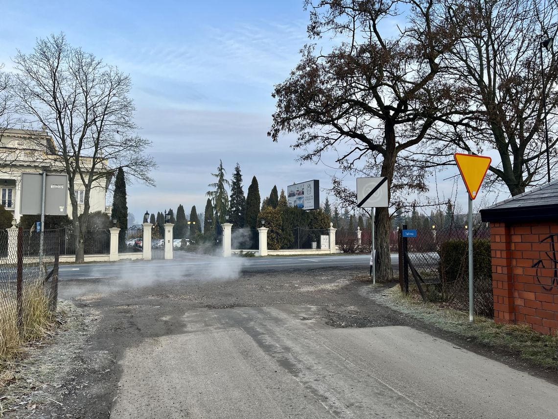 Przebudowa skrzyżowania przy Pałacyku Otrębusy coraz bliżej