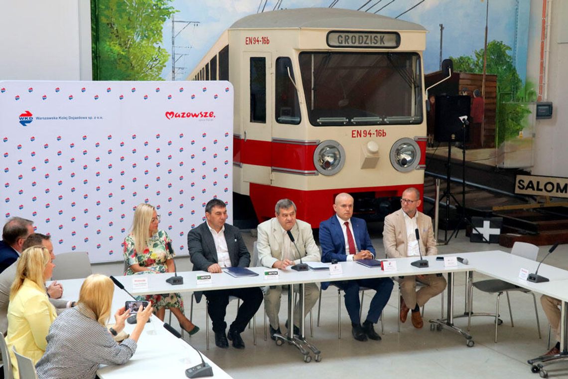 Remont torów WKD. Burza wśród pasażerów