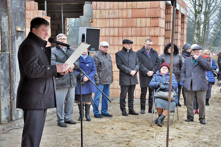 Rosną mury przedszkola