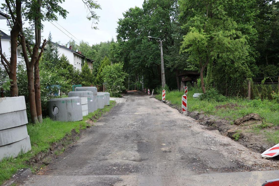 Ruszyła rozbudowa trzech ulic w Otrębusach