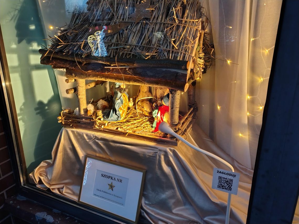 Szopki bożonarodzeniowe na placu Wolności Szopki bożonarodzeniowe na placu Wolności