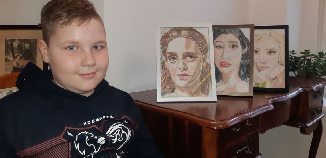 Talent z Brwinowa. 9-letni Jakub pokazuje swoje prace