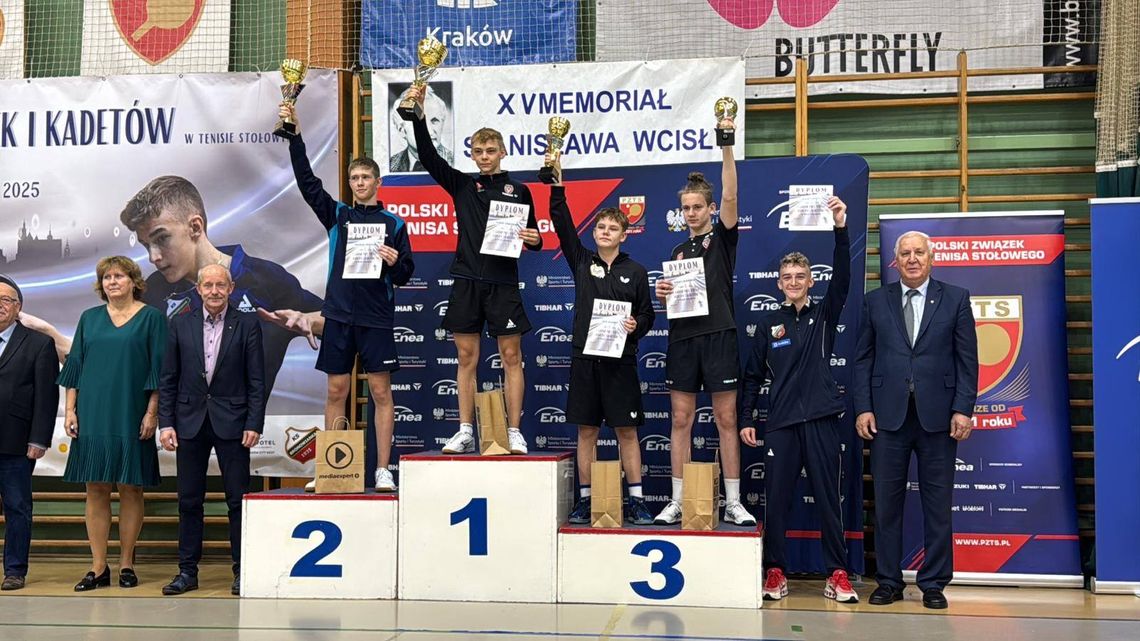 Tenisiści stołowi Bogorii w formie