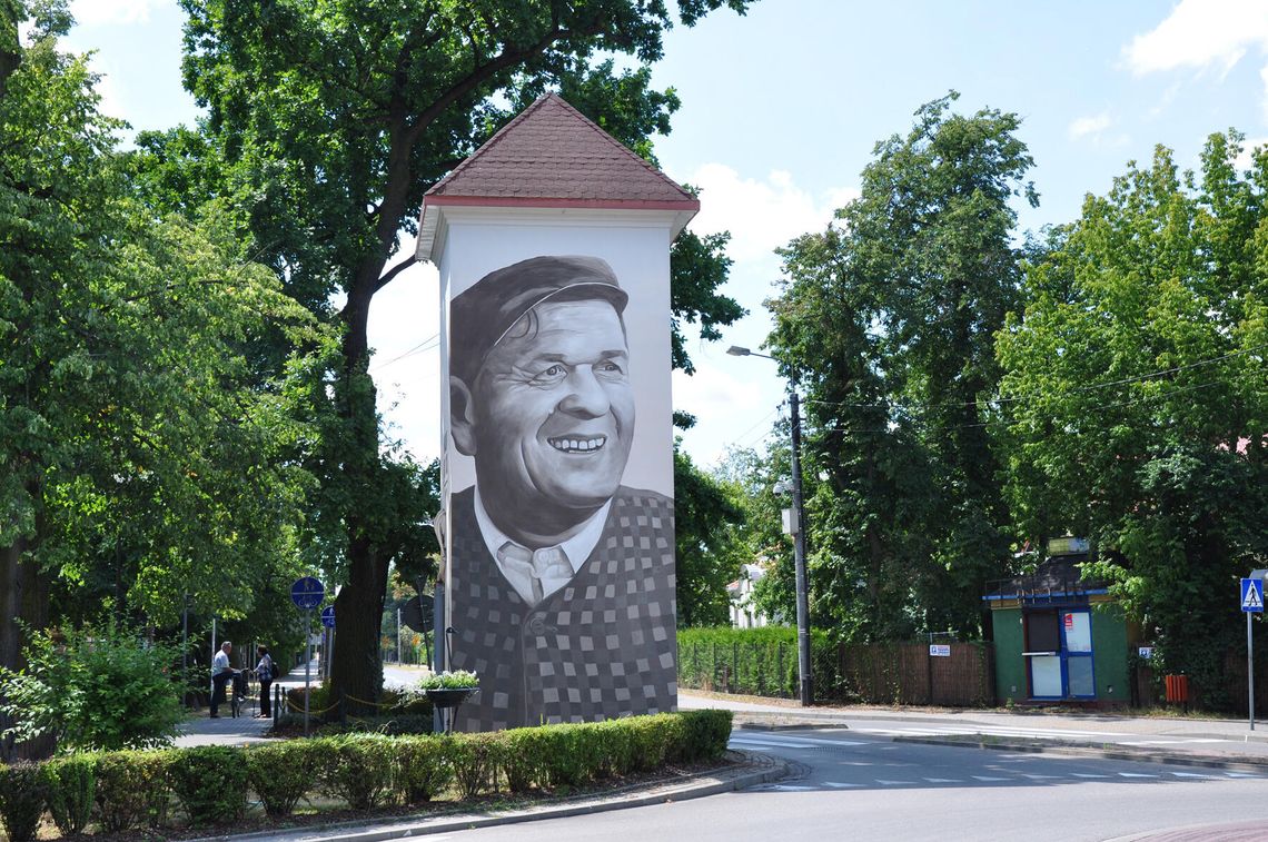 Uśmiech Wacława Kowalskiego z Brwinowa na wystawie w Łazienkach Królewskich