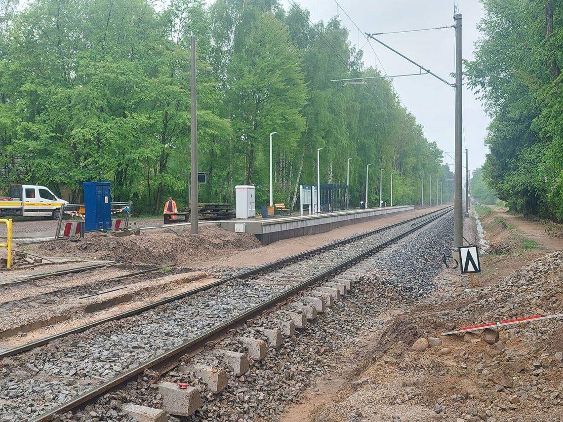 Utrudnienia w drodze do pracy w poniedziałek: WKD oraz KM i SKM duże zmiany już od dziś