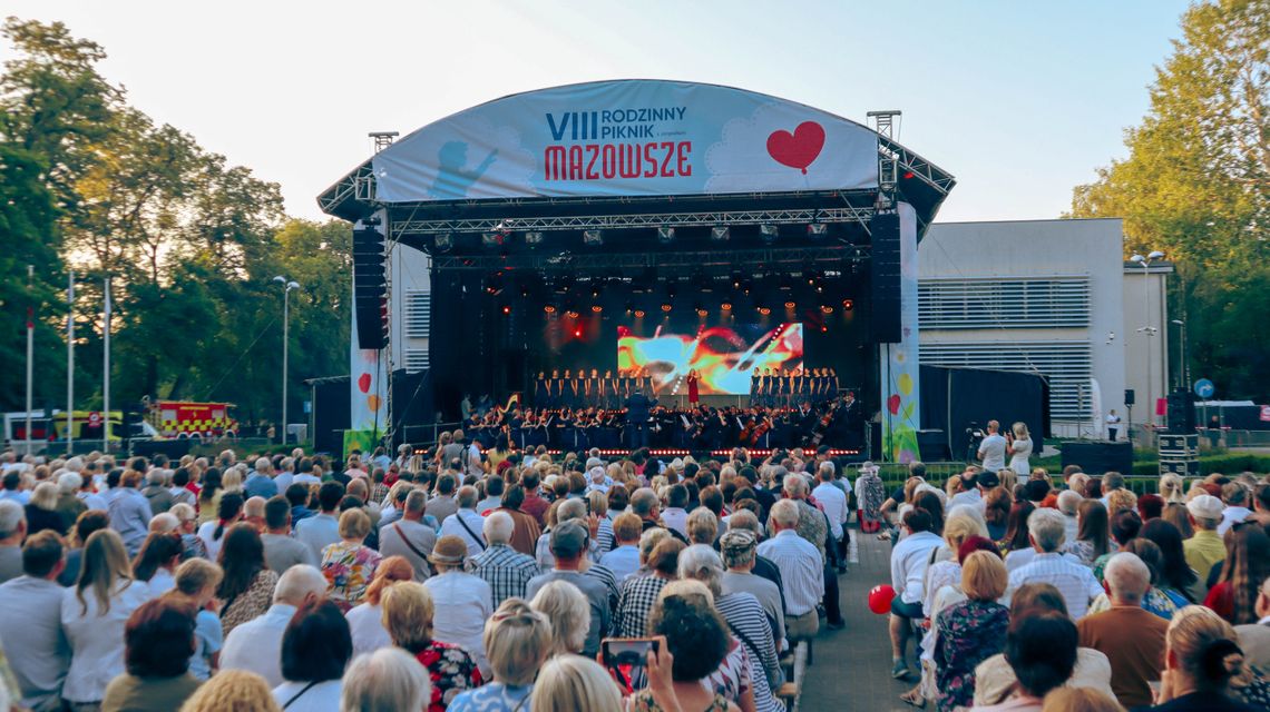 VIII Rodzinny Piknik z zespołem Mazowsze – relacja i zdjęcia