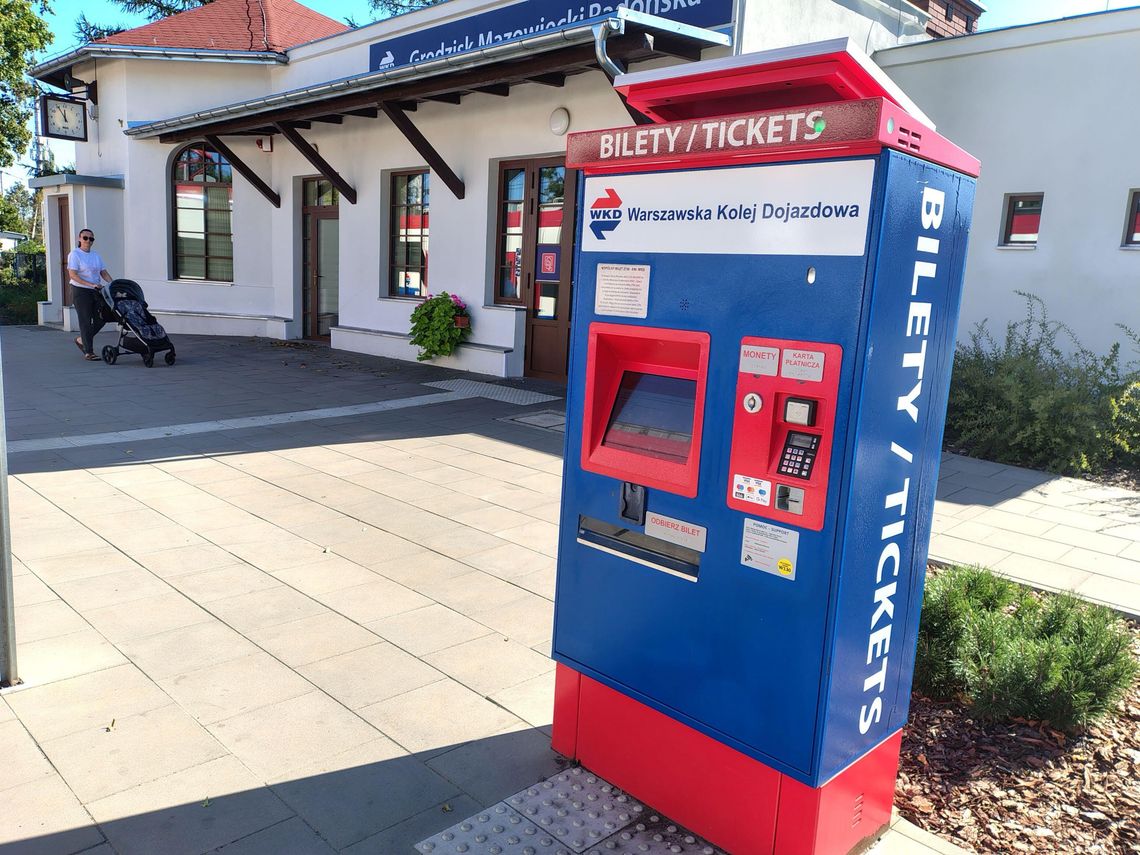 WKD wymieni automaty biletowe. Na części stacji będą chwilowe utrudnienia WKD wymieni automaty biletowe. Na części stacji będą chwilowe utrudnienia