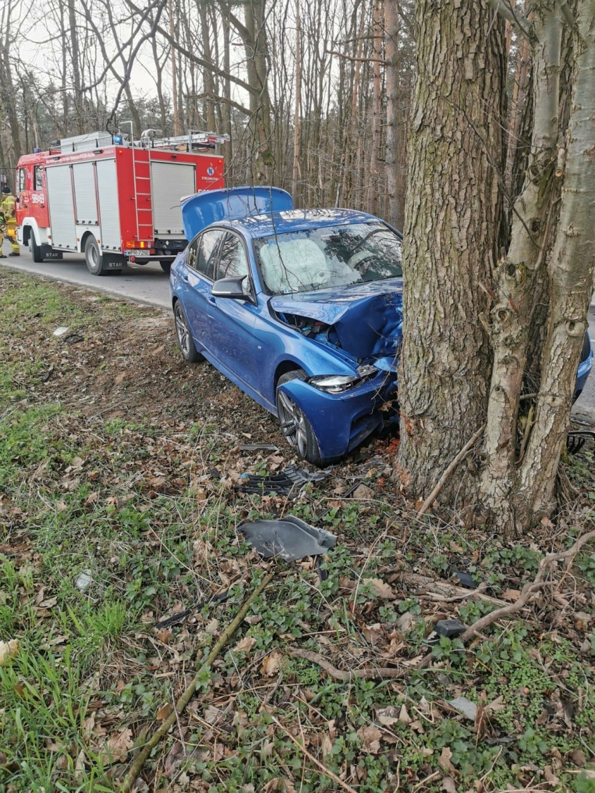 Wypadek na trasie Młochów - Krakowiany