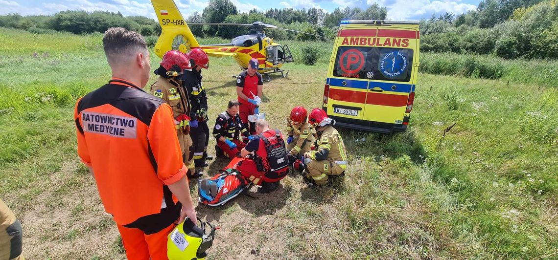 Wypadek w Brwinowie. Rowerzysta został zabrany helikopterem do szpitala