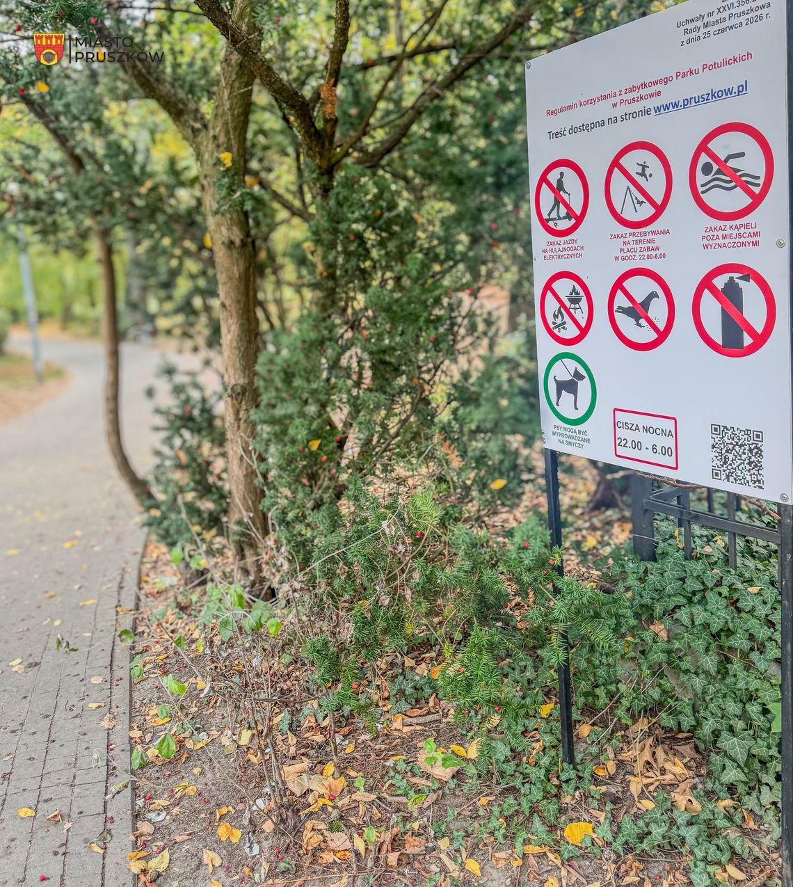 Zakaz hulajnóg i rowerów elektrycznych w pruszkowskich parkach Zakaz hulajnóg i rowerów elektrycznych w pruszkowskich parkach
