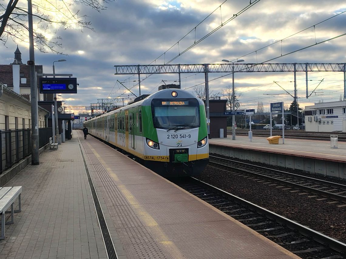 Zmiany w rozkładzie jazdy Kolei Mazowieckich. Będą utrudnienia także na linii skierniewickiej
