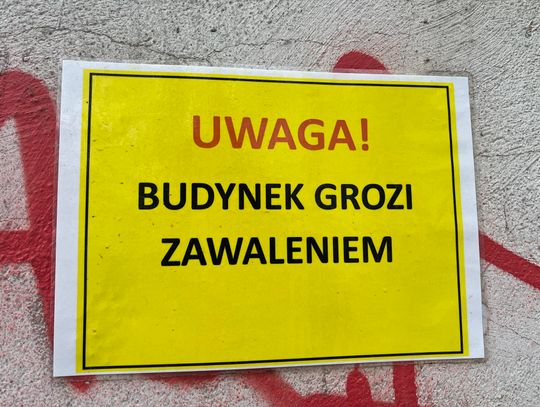 Budynek z mozaiką w Pruszkowie [GALERIA ZDJĘĆ]