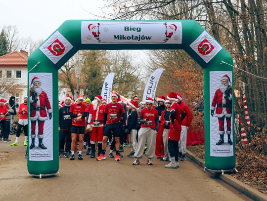 Galeria IV Jarmarku Bożonarodzeniowego w Podkowie Leśnej – magia świąt i wyjątkowe strefy Galeria IV Jarmarku Bożonarodzeniowego w Podkowie Leśnej – magia świąt i wyjątkowe strefy