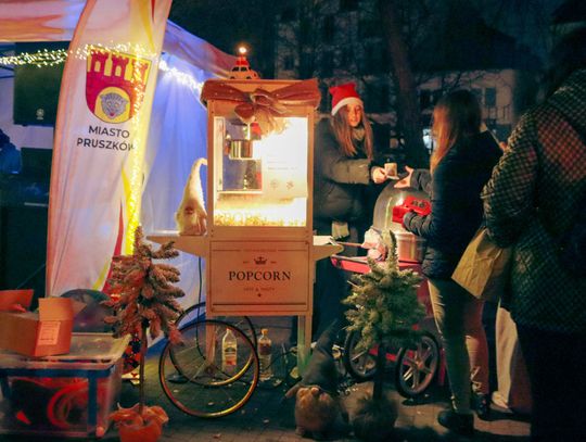 Jarmark Bożonarodzeniowy 2025 w Pruszkowie [GALERIA ZDJĘĆ]