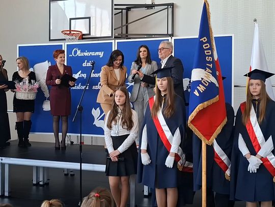 Oficjalne otwarcie szkoły podstawowej w Skułach Oficjalne otwarcie szkoły podstawowej w Skułach