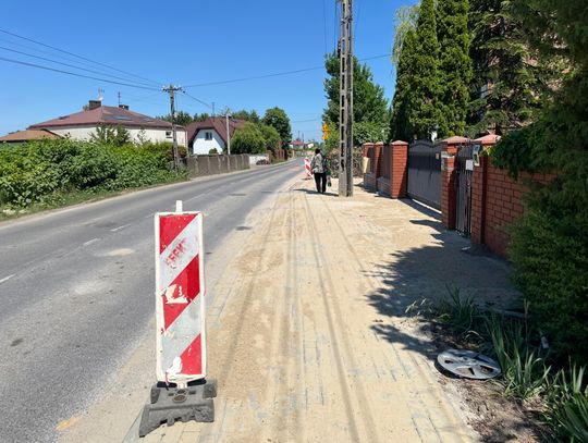 Dawidy Bankowe: Trwa remont ul. Długiej [GALERIA ZDJĘĆ]